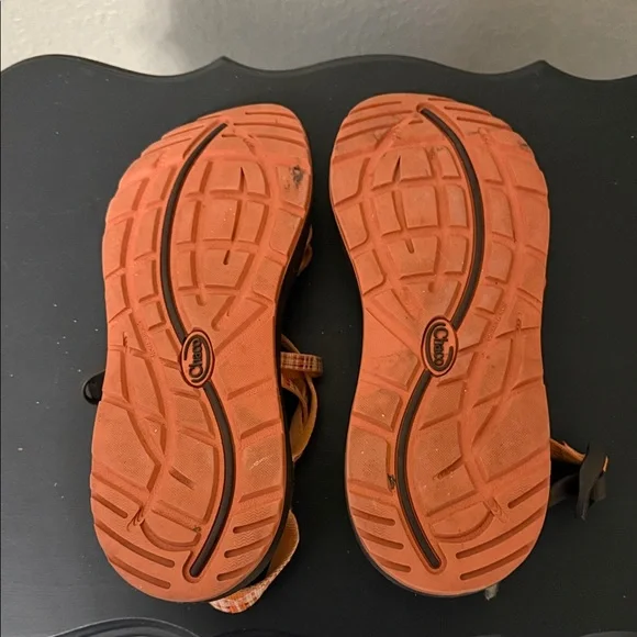 Chaco Women’s Sandals in Orange and Brown Size 9 - Picture 2 of 4
